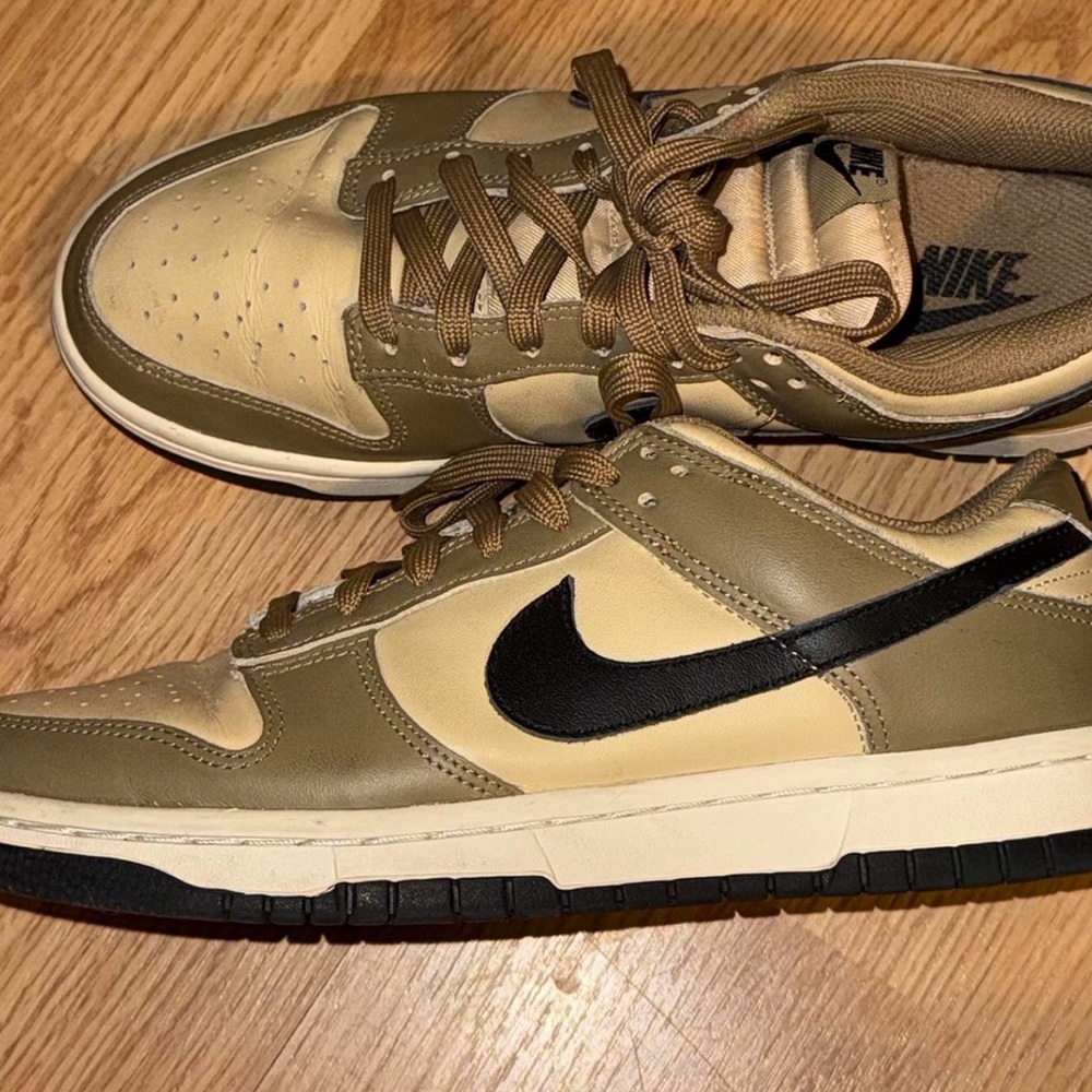 Nike Dunk Low Dark Driftwood 
Women’s